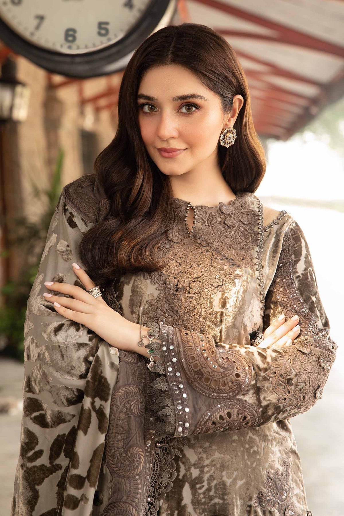 Maria B | Winter Luxe 24 | Velvet DL-1201 - Ladies Clothes - Maria Faisal