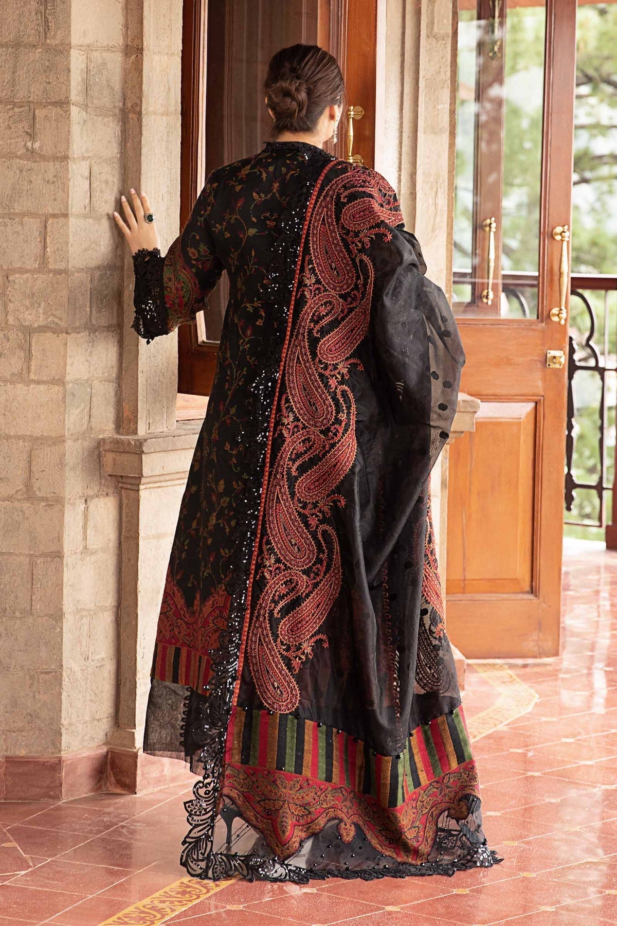 Maria B | Winter Luxe 24 | Velvet DL-1204 - Ladies Clothes - Maria Faisal
