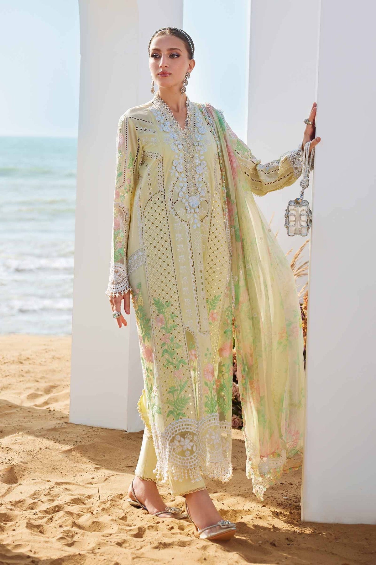 Maria B | Eid Collection 25 | 25-04 by Maria Faisal - Registered Vendor of : Maria B - type : Ladies Clothes - 100% original wedding dresses