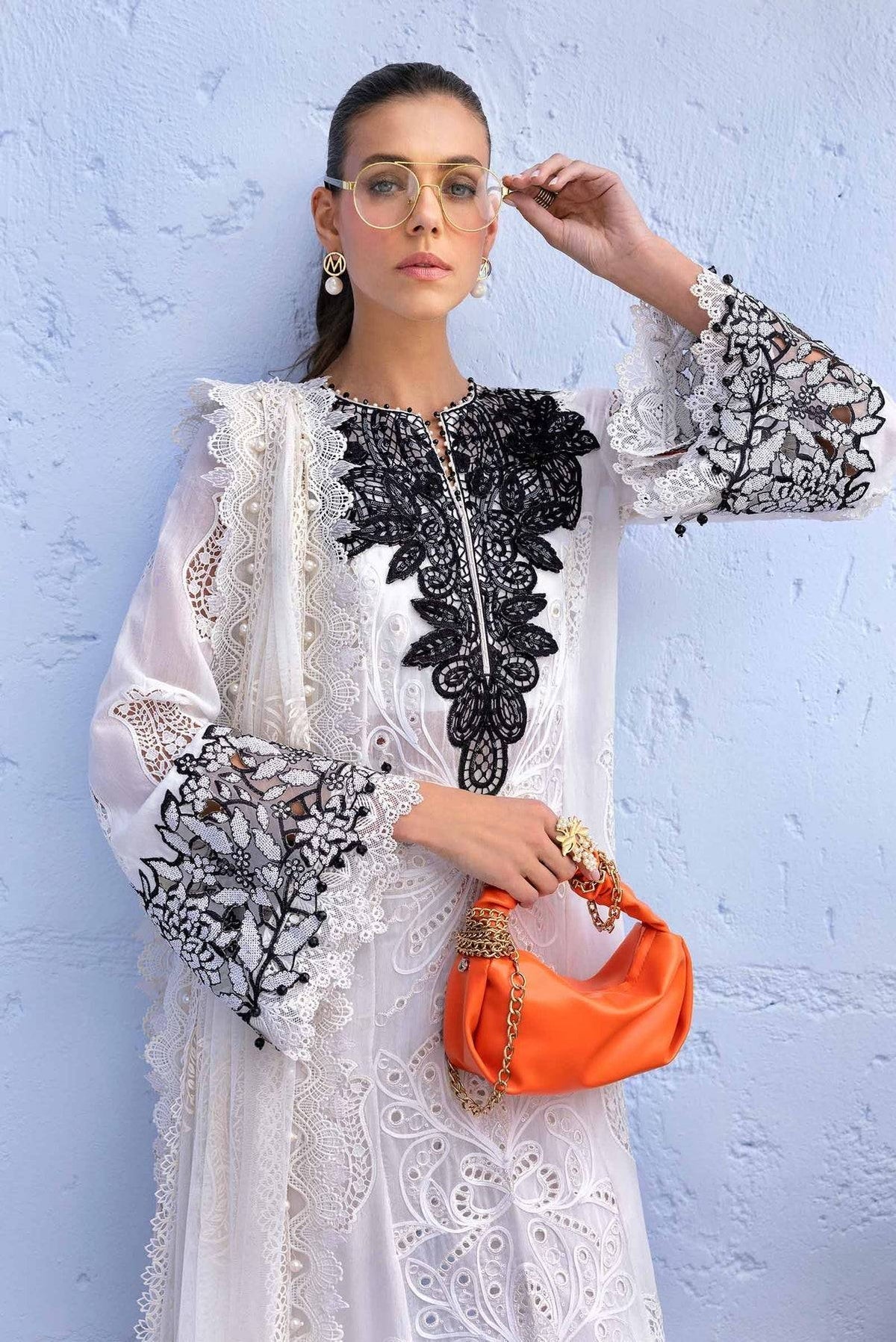 Maria B | Luxury Lawn 25 | D-2505-A by Maria Faisal - Registered Vendor of : Maria B - type : Ladies Clothes - 100% original wedding dresses
