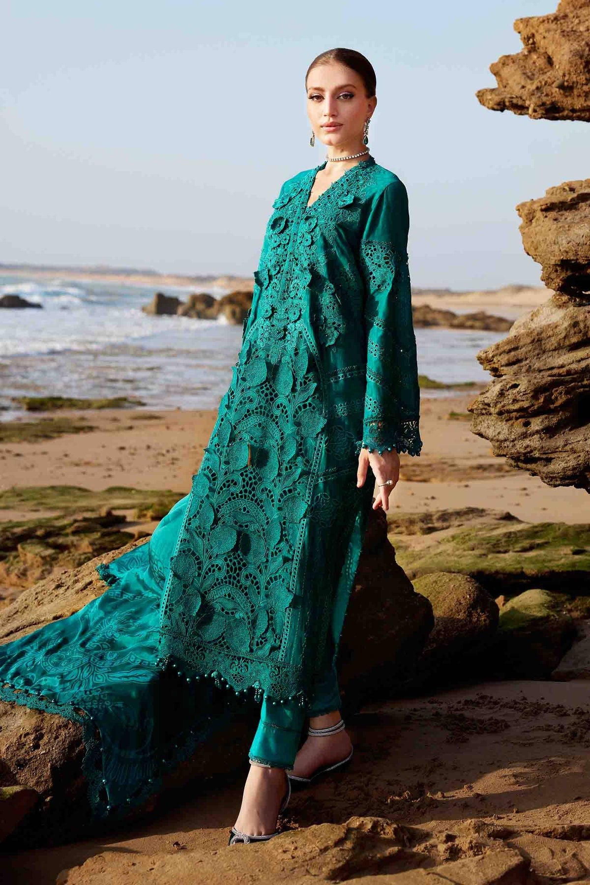 Maria B | Eid Collection 25 | 25-05 by Maria Faisal - Registered Vendor of : Maria B - type : Ladies Clothes - 100% original wedding dresses