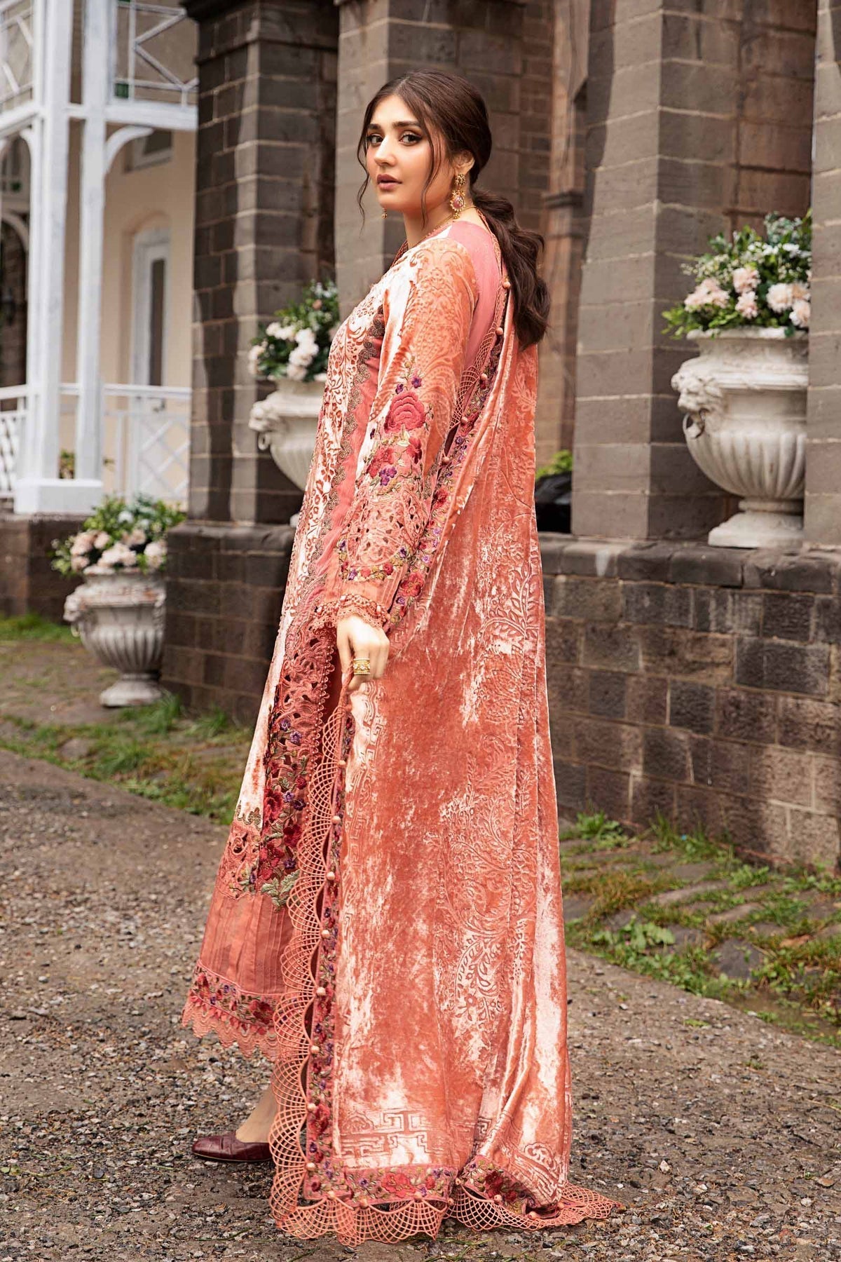 Maria B | Winter Luxe 24 | Velvet DL-1206 - Ladies Clothes - Maria Faisal