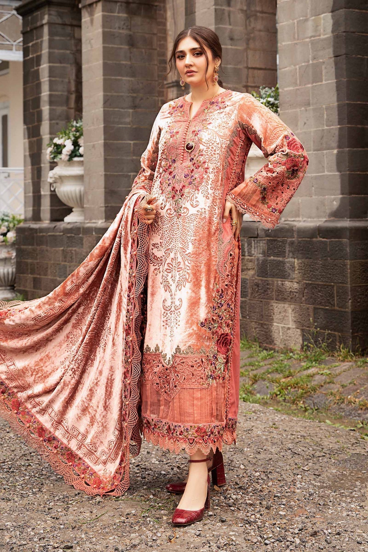 Maria B | Winter Luxe 24 | Velvet DL-1206 - Ladies Clothes - Maria Faisal