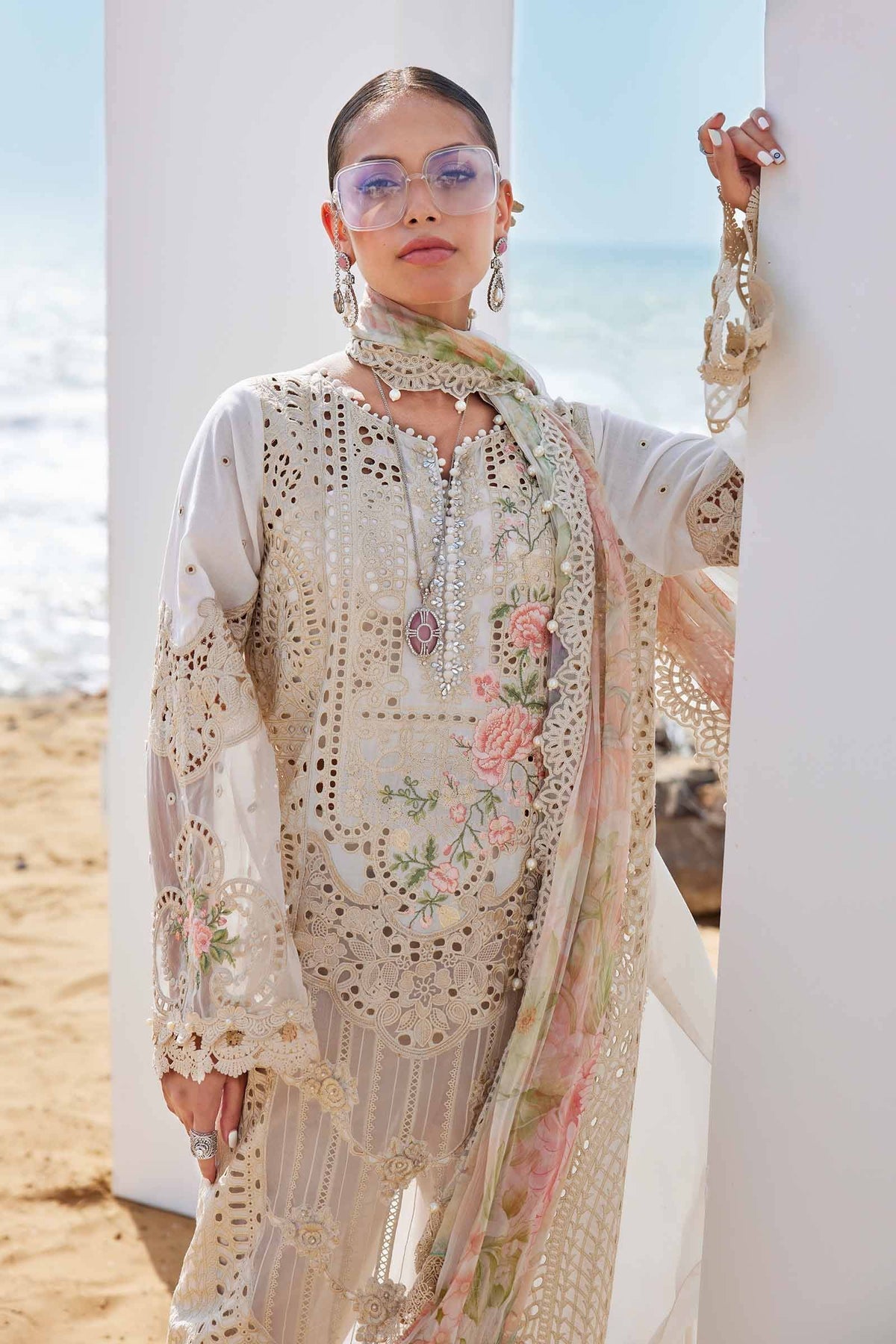 Maria B | Eid Collection 25 | 25-07 by Maria Faisal - Registered Vendor of : Maria B - type : Ladies Clothes - 100% original wedding dresses