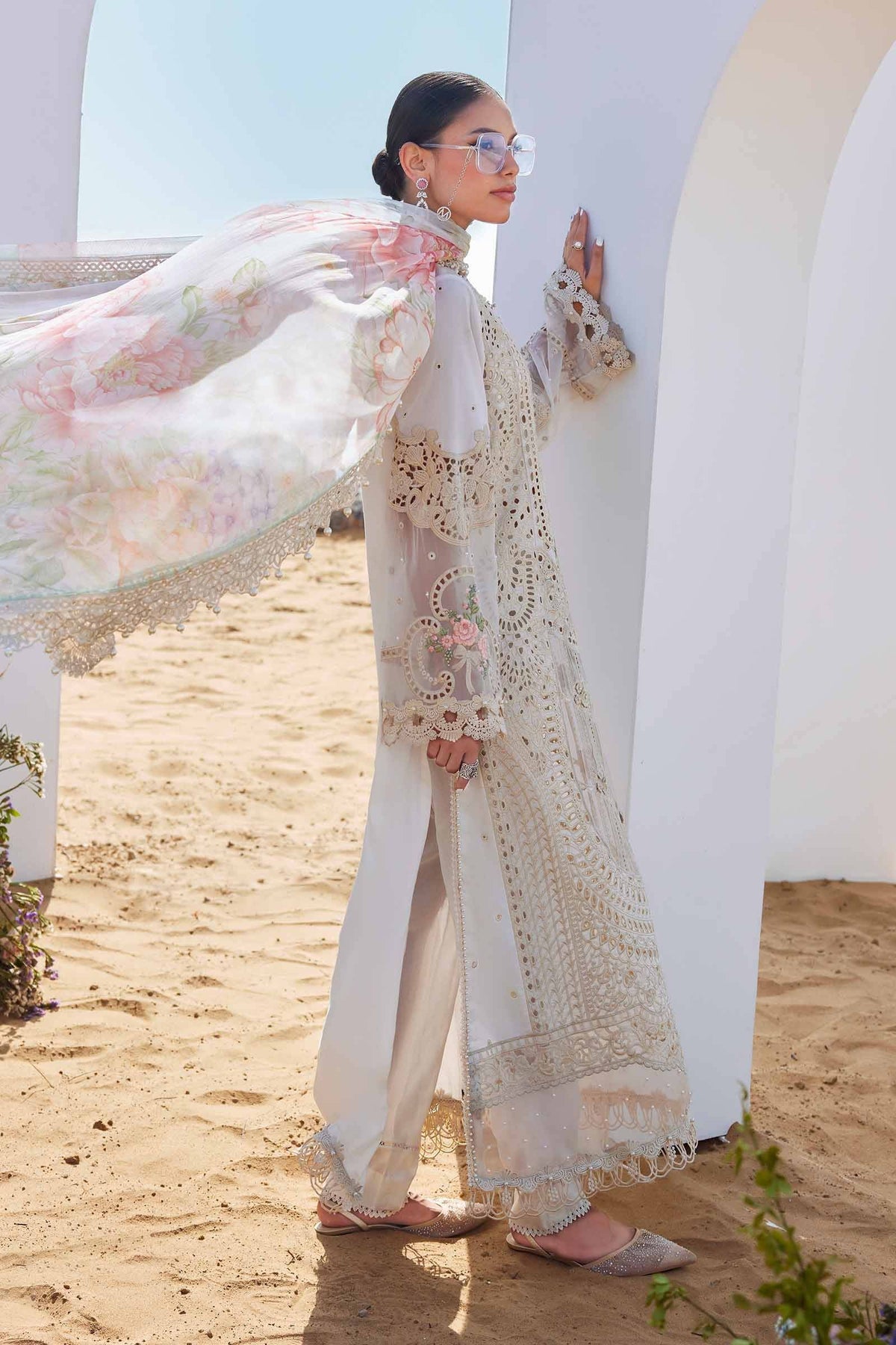 Maria B | Eid Collection 25 | 25-07 by Maria Faisal - Registered Vendor of : Maria B - type : Ladies Clothes - 100% original wedding dresses