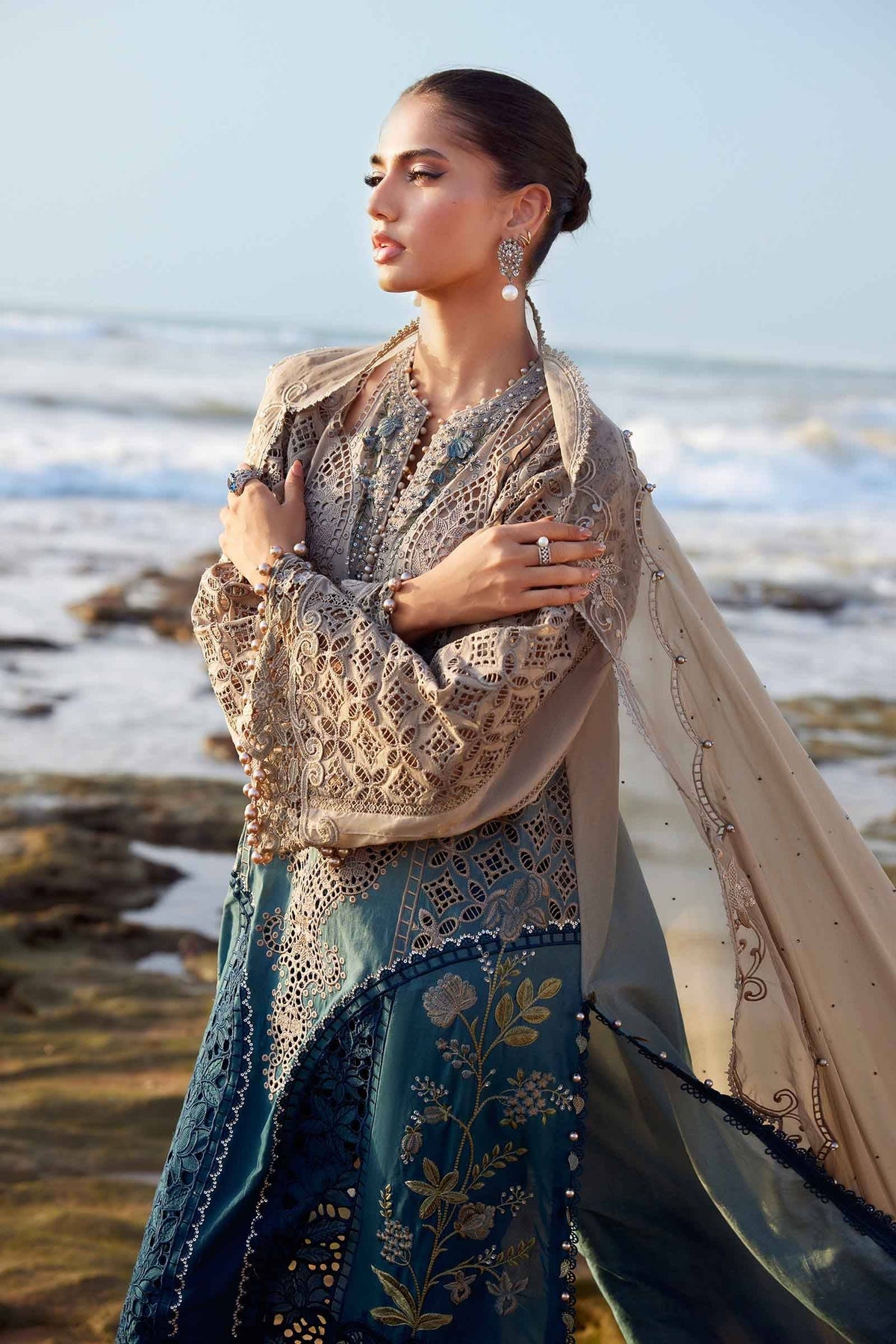 Maria B | Eid Collection 25 | 25-08 by Maria Faisal - Registered Vendor of : Maria B - type : Ladies Clothes - 100% original wedding dresses