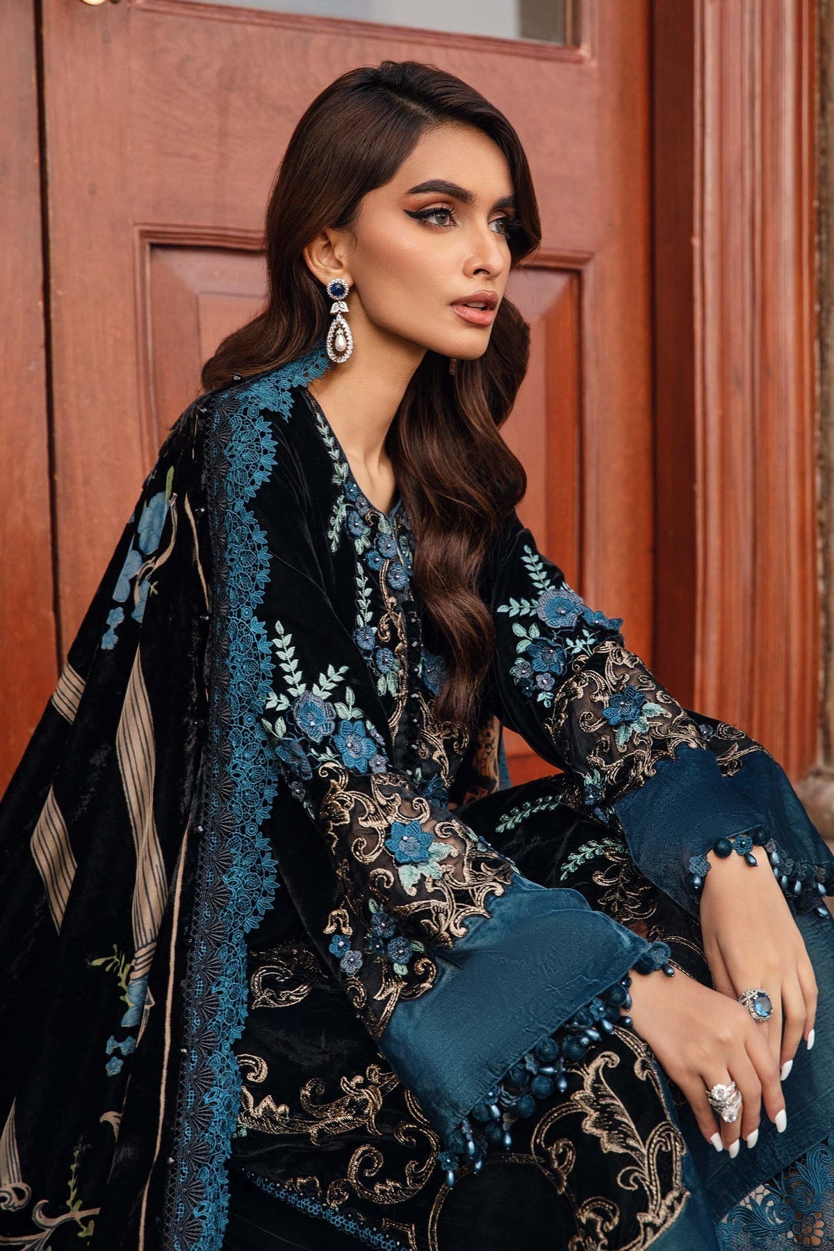 Maria B | Winter Luxe 24 | Velvet DL-1208 - Ladies Clothes - Maria Faisal