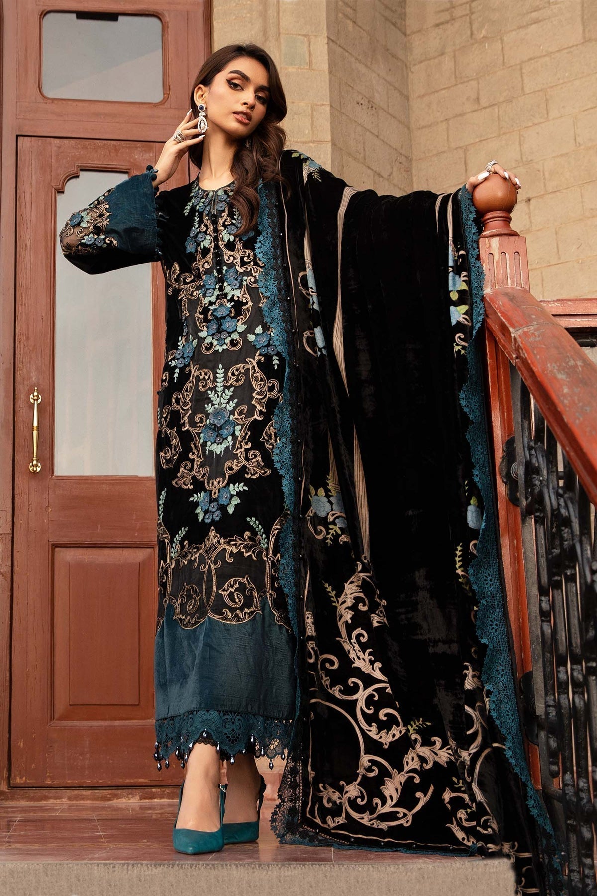 Maria B | Winter Luxe 24 | Velvet DL-1208 - Ladies Clothes - Maria Faisal
