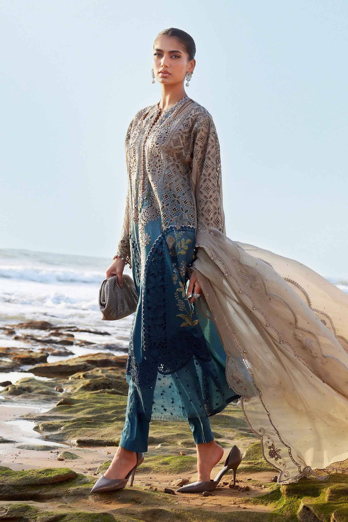 Maria B | Eid Collection 25 | 25-08 by Maria Faisal - Registered Vendor of : Maria B - type : Ladies Clothes - 100% original wedding dresses