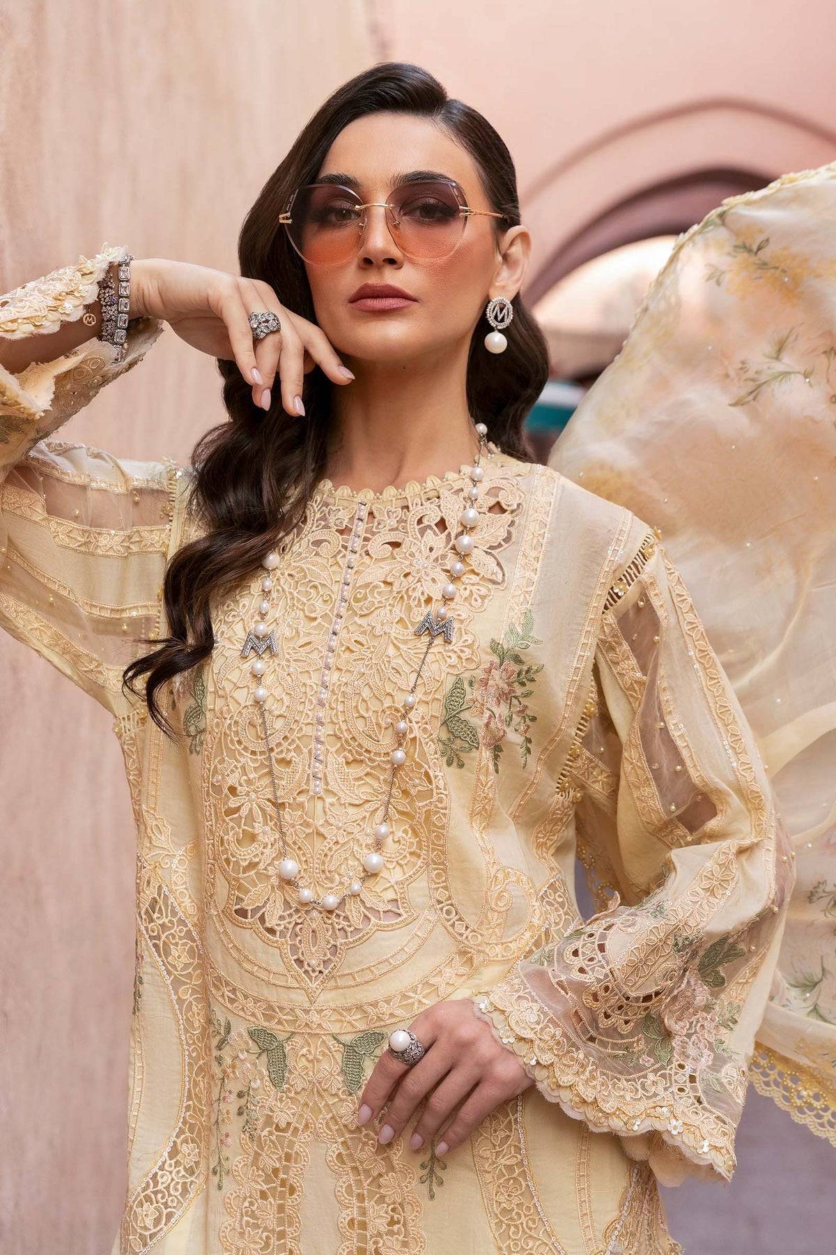 Maria B | Luxury Lawn 25 | D-2509-A by Maria Faisal - Registered Vendor of : Maria B - type : Ladies Clothes - 100% original wedding dresses