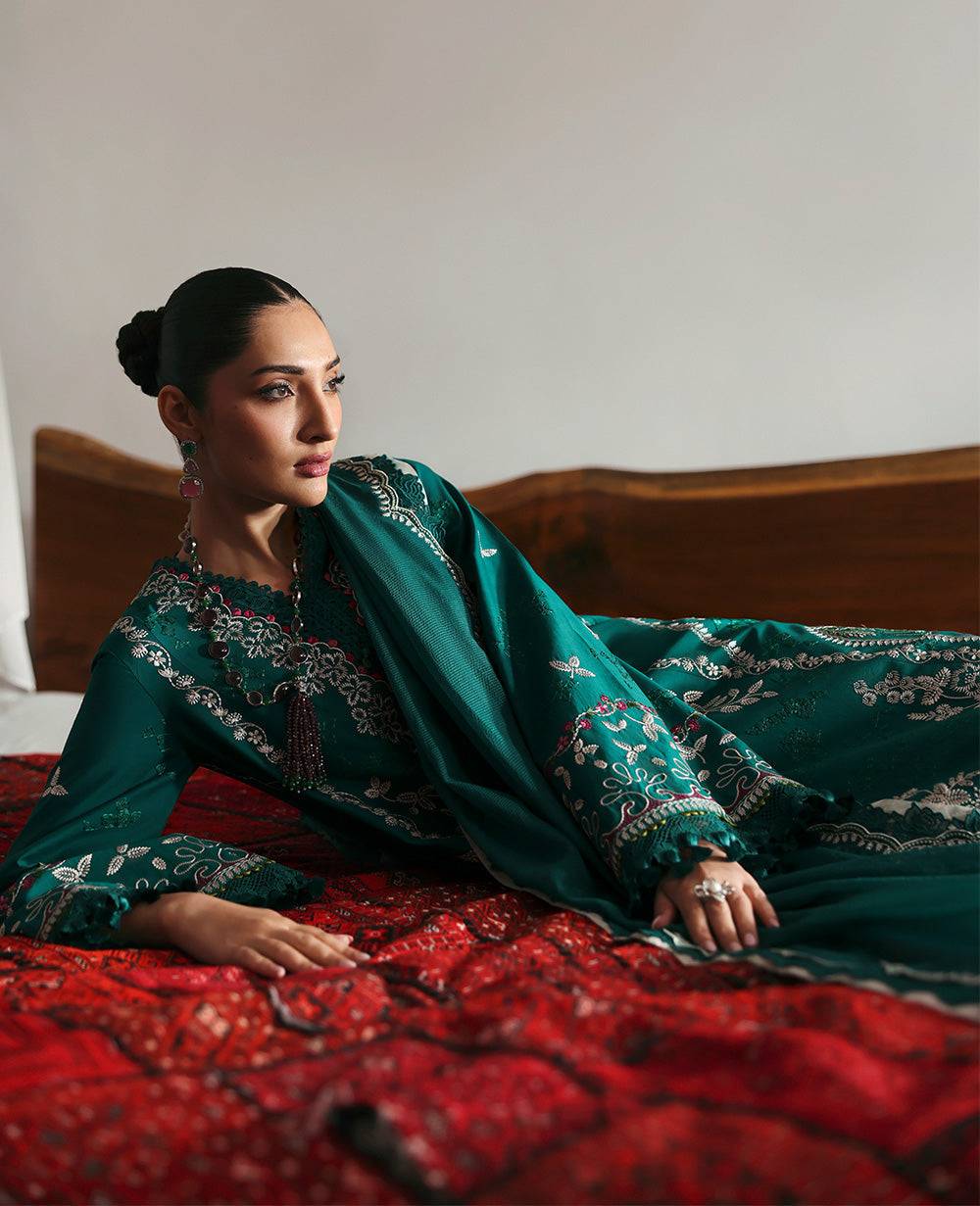 Republic Womenswear | Talia Luxury Lawn 25 | D8-B - Nia by Maria Faisal - Registered Vendor of : Republic Womenswear - type : Ladies Clothes - 100% original wedding dresses