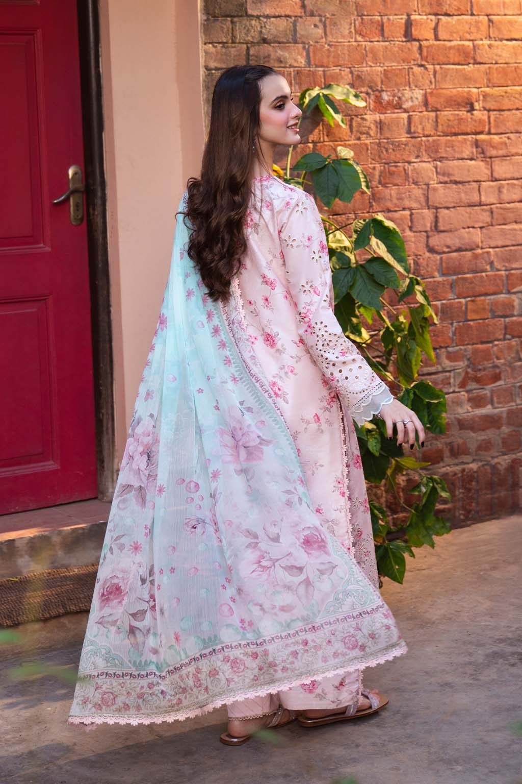Neeshay | Summer Lines Printkari 25 | PECHE by Maria Faisal - Registered Vendor of : Neeshay - type : Ladies Clothes - 100% original wedding dresses