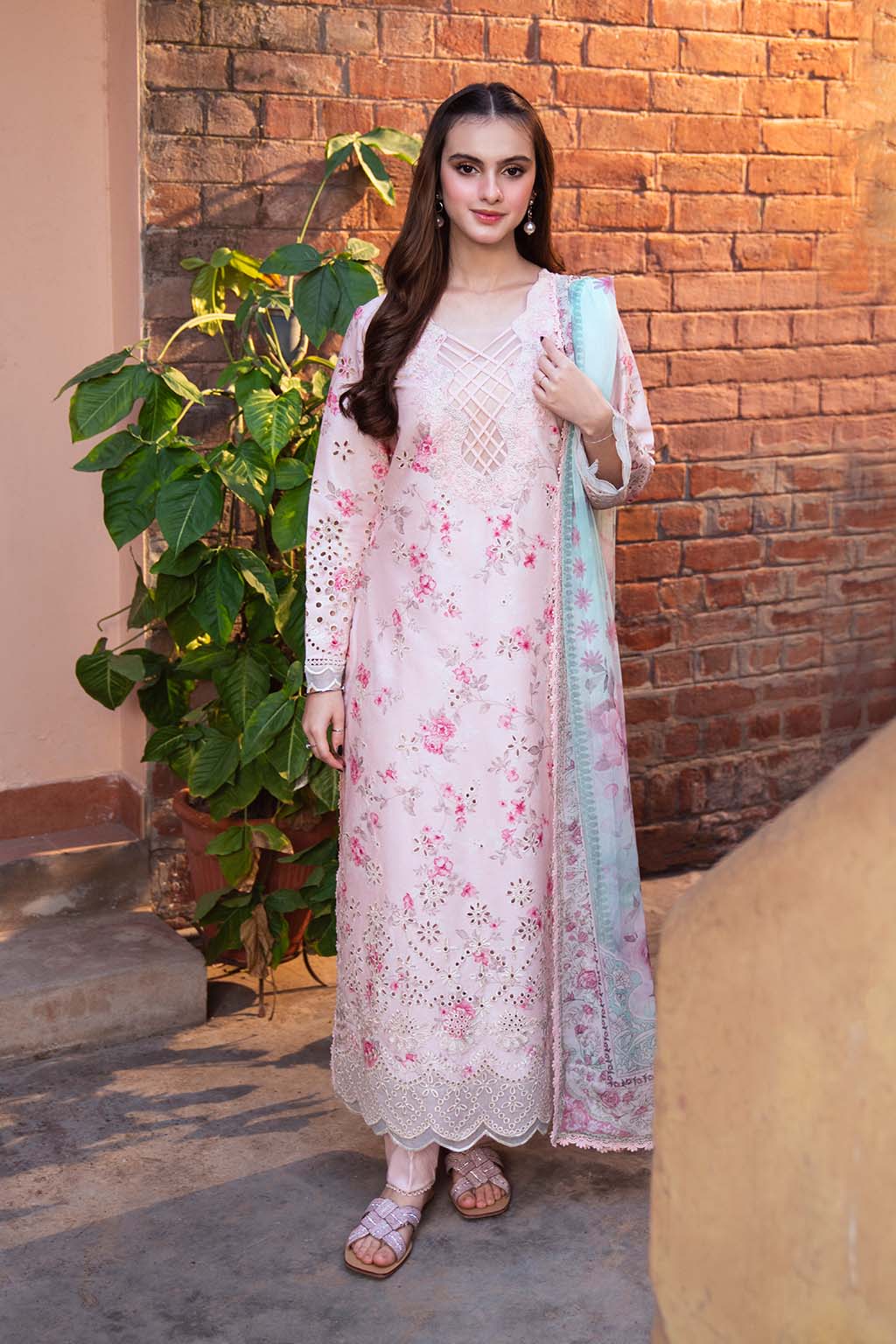 Neeshay | Summer Lines Printkari 25 | PECHE by Maria Faisal - Registered Vendor of : Neeshay - type : Ladies Clothes - 100% original wedding dresses