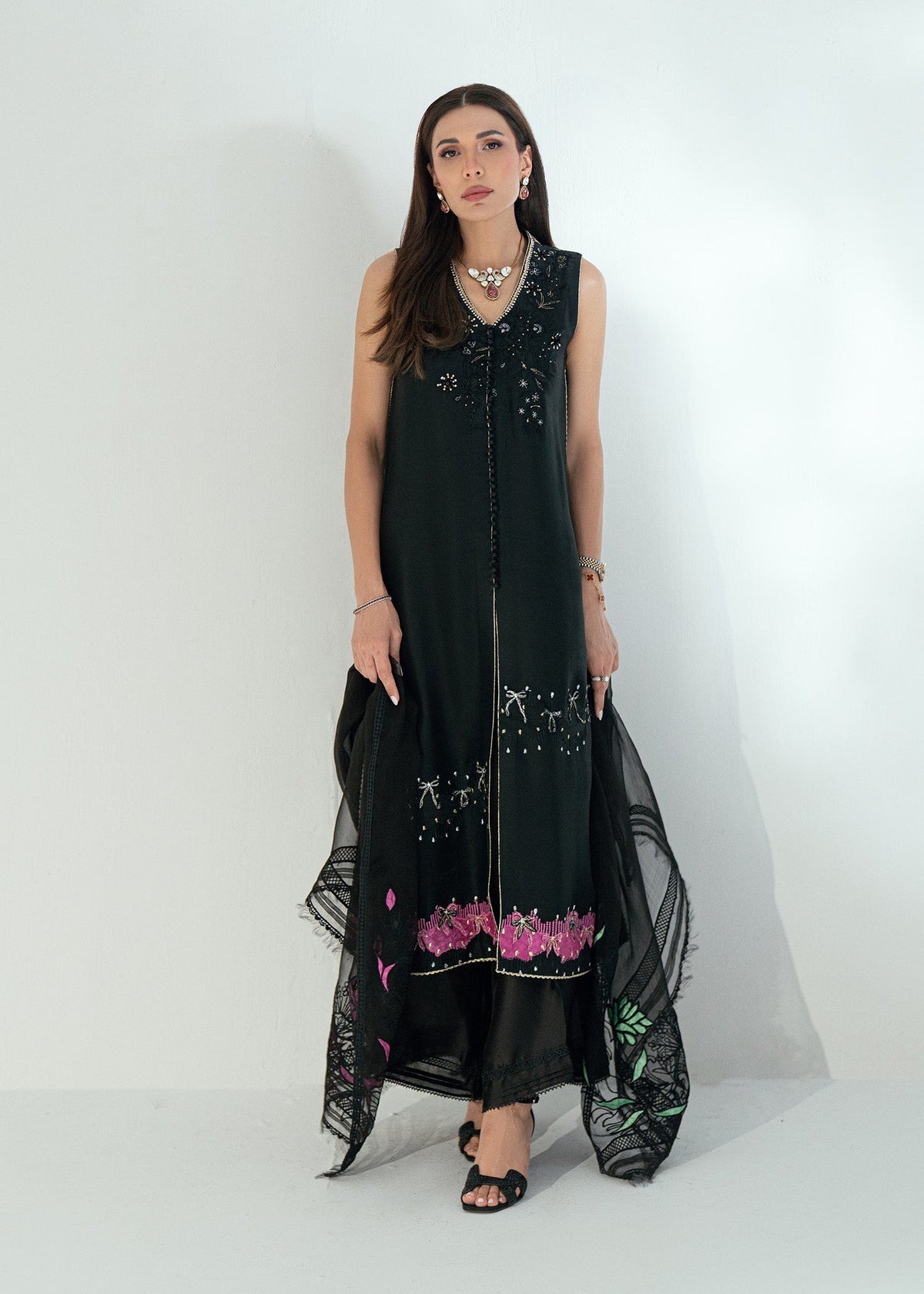 Umsha | Soiree De Rose | Dreamlight - Ladies Clothes - Maria Faisal