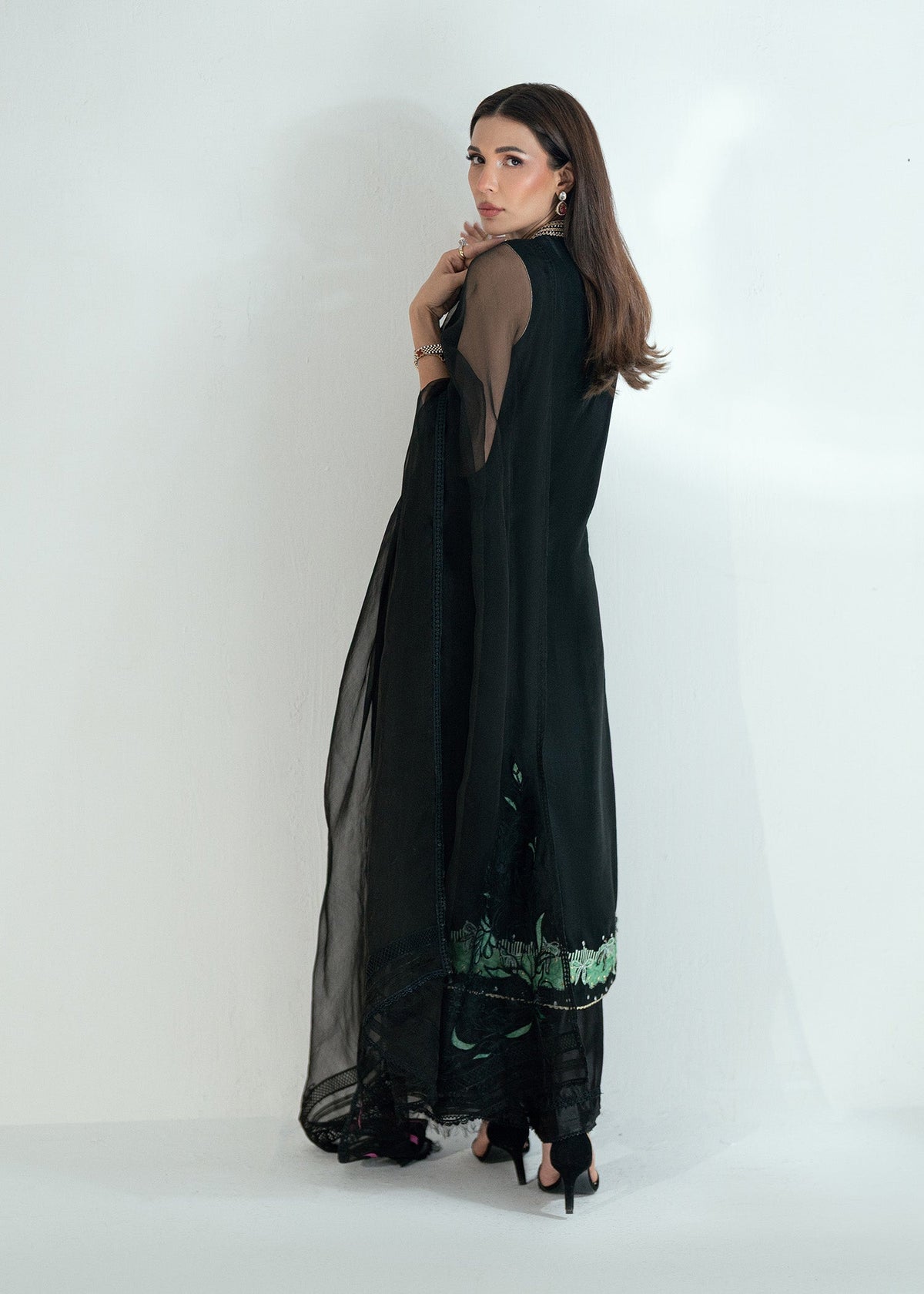 Umsha | Soiree De Rose | Dreamlight - Ladies Clothes - Maria Faisal
