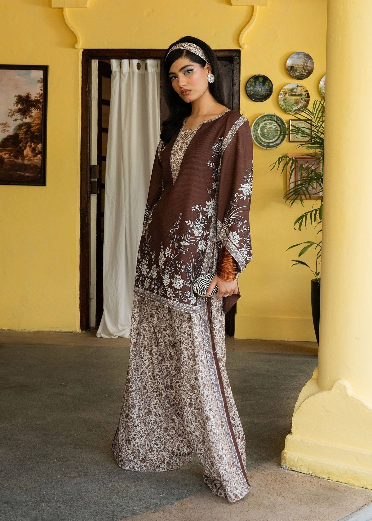 Maria Osama Khan | Retro Lawn 25 | Laleen by Maria Faisal - Registered Vendor of : Maria Osama Khan - type : Ladies Clothes - 100% original wedding dresses