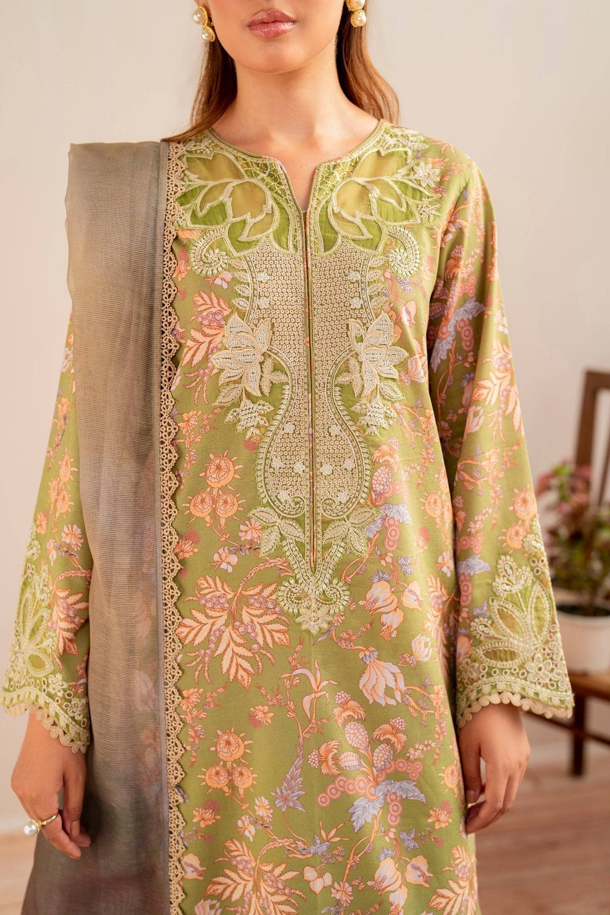 Xenia Formals | Summer Away 25 | FINCH by Maria Faisal - Registered Vendor of : Xenia Formals - type : Ladies Clothes - 100% original wedding dresses