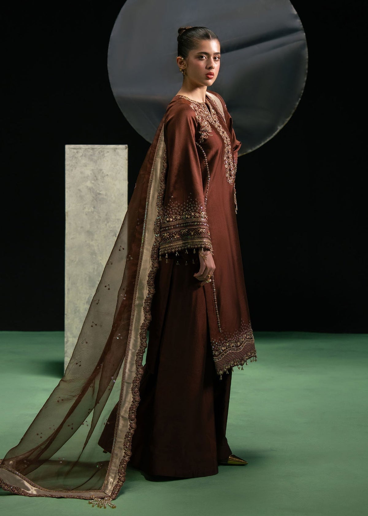 Dastoor | Leia Luxury Pret 26 | David off - Formal Dress - available at Maria Faisal in UK and USA.