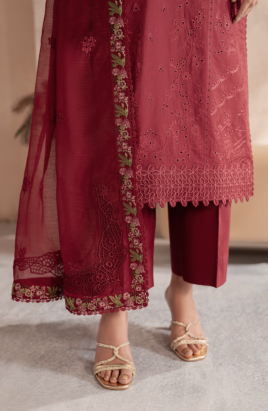Zarif | Summer Lawn 25 | UNST-LWN-02 SAYAH by Maria Faisal - Registered Vendor of : Zarif - type : Ladies Clothes - 100% original wedding dresses