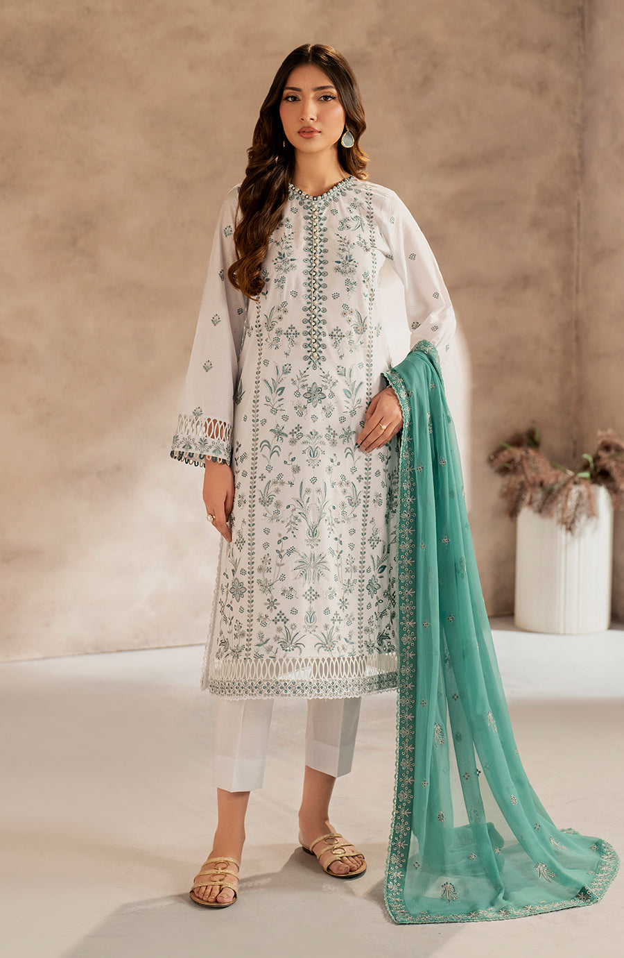 Zarif | Summer Lawn 25 | UNST-LWN-05 SEMIL by Maria Faisal - Registered Vendor of : Zarif - type : Ladies Clothes - 100% original wedding dresses