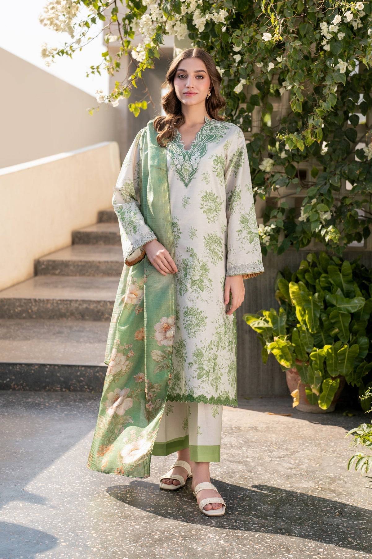 Xenia Formals | Summer Away 25 | MOSS by Maria Faisal - Registered Vendor of : Xenia Formals - type : Ladies Clothes - 100% original wedding dresses