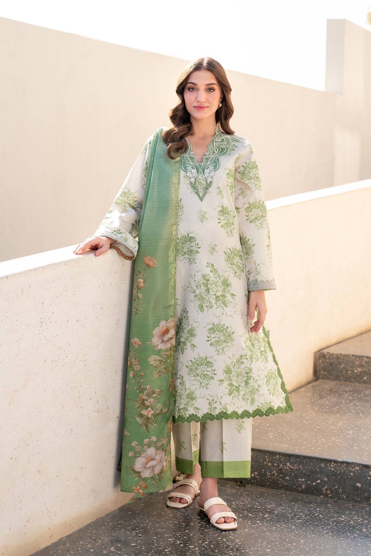 Xenia Formals | Summer Away 25 | MOSS by Maria Faisal - Registered Vendor of : Xenia Formals - type : Ladies Clothes - 100% original wedding dresses