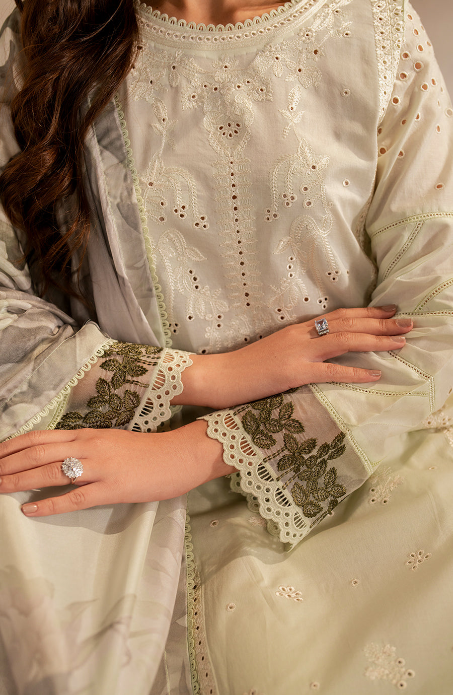 Zarif | Summer Lawn 25 | UNST-LWN-08 ROOHAL by Maria Faisal - Registered Vendor of : Zarif - type : Ladies Clothes - 100% original wedding dresses
