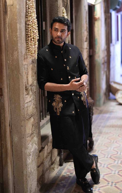 Maya | Dil ki Batain | NUHA by Maria Faisal - Registered Vendor of : Maya - type : MensWear - 100% original wedding dresses