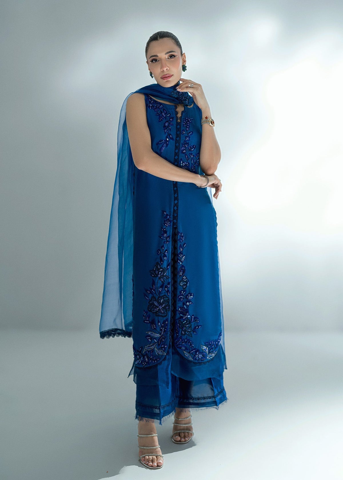Umsha | Soiree De Rose | Celestial Veil - Ladies Clothes - Maria Faisal