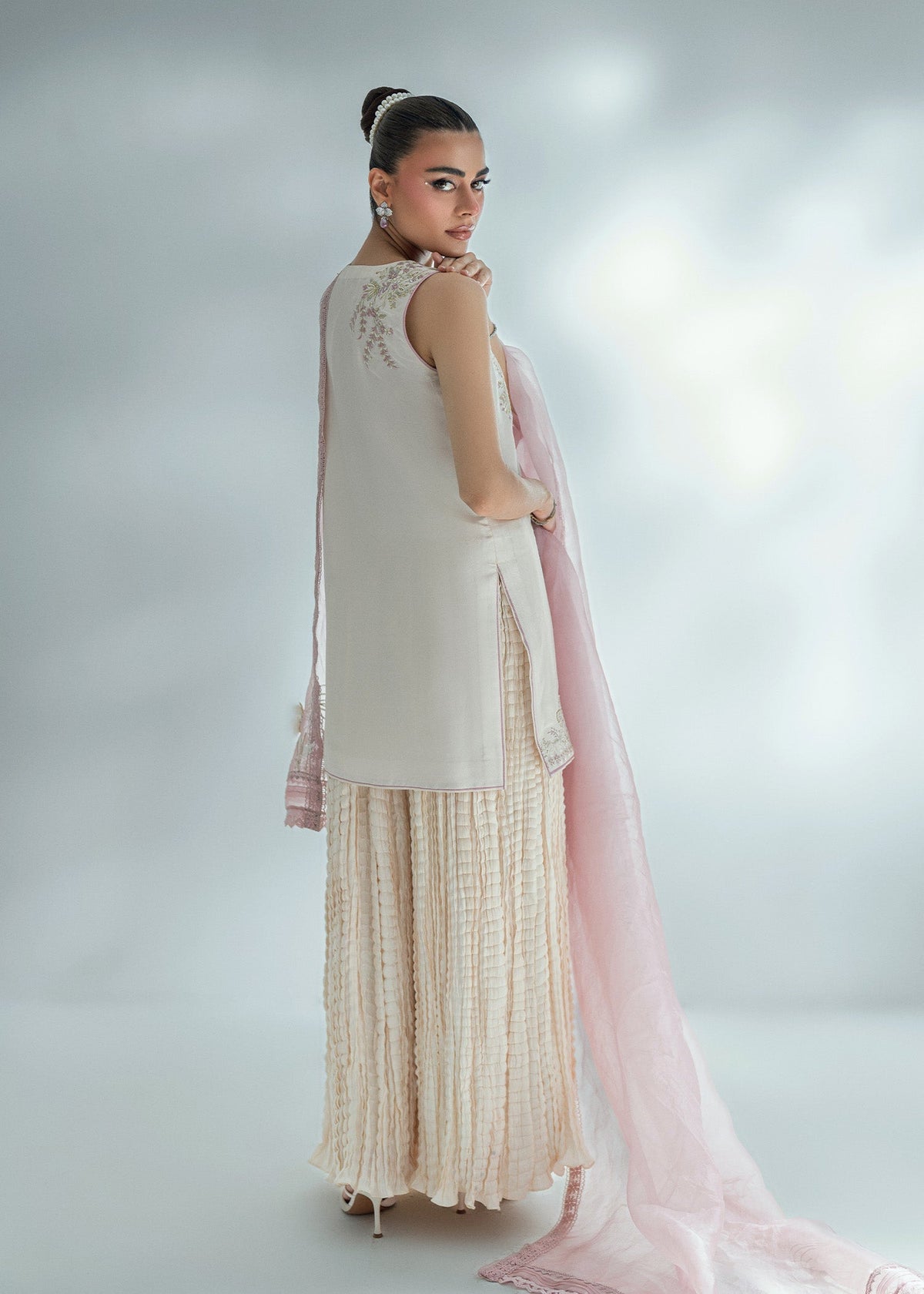 Umsha | Soiree De Rose | Ivory Ember - Ladies Clothes - Maria Faisal