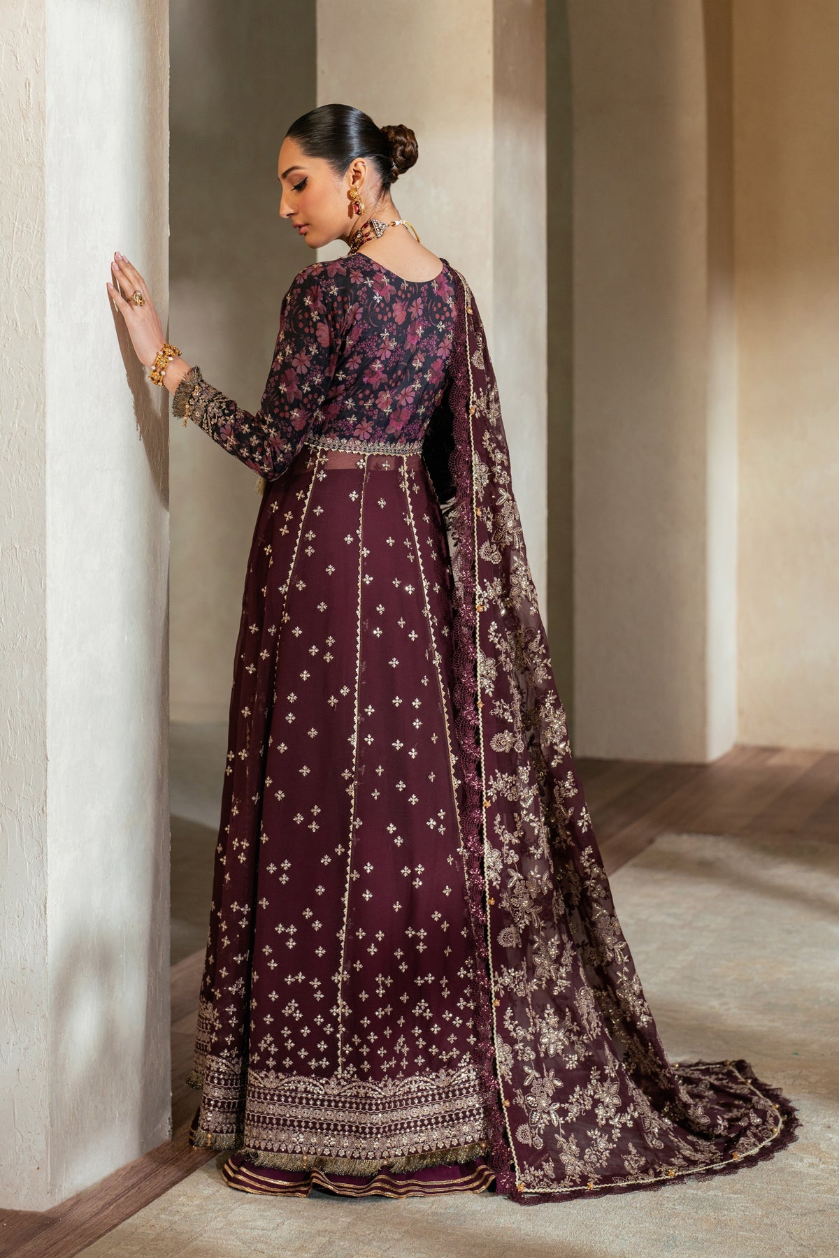 Xenia Formals | Niran Formals | LUNE - Ladies Clothes 