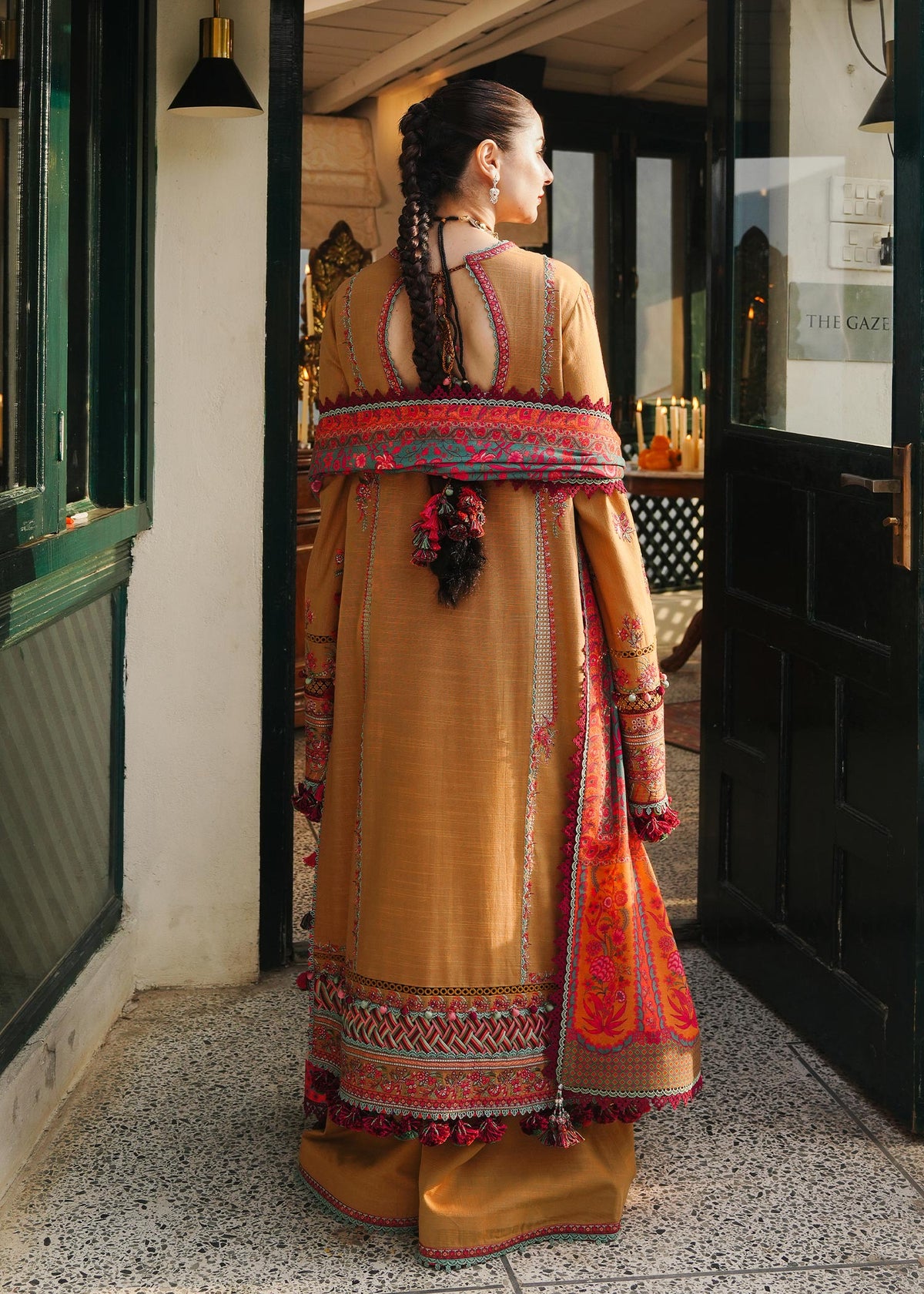 Hussain Rehar | Winter Shawl 24 | Horain - Ladies Clothes - Maria Faisal