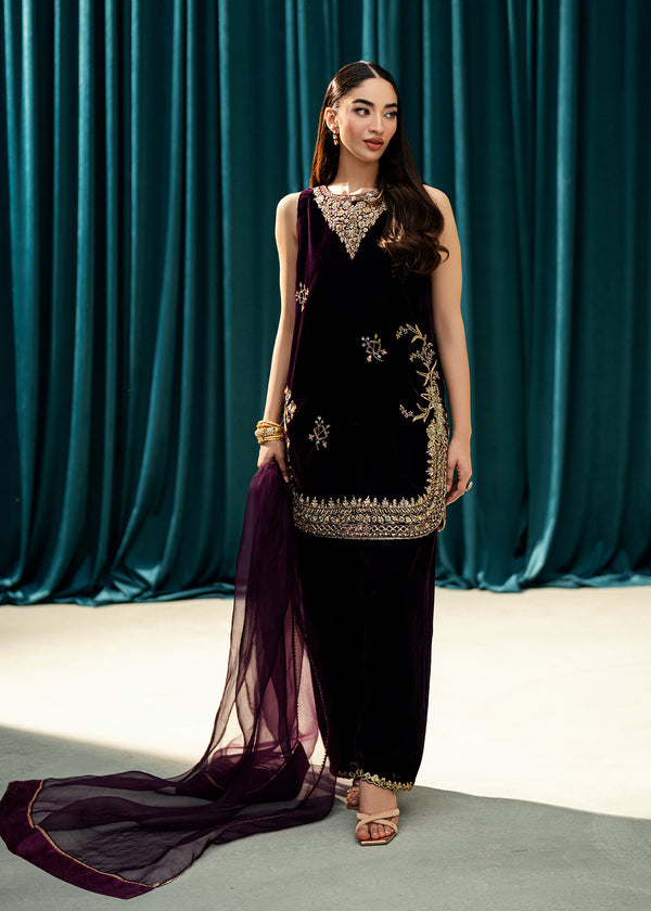 Plum Echo – authentic Pakistani dress from the Velvet Code collection for women in the UK