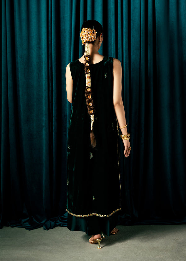 Enchanted Emerald – authentic Pakistani dress from the Velvet Code collection for women in the UK