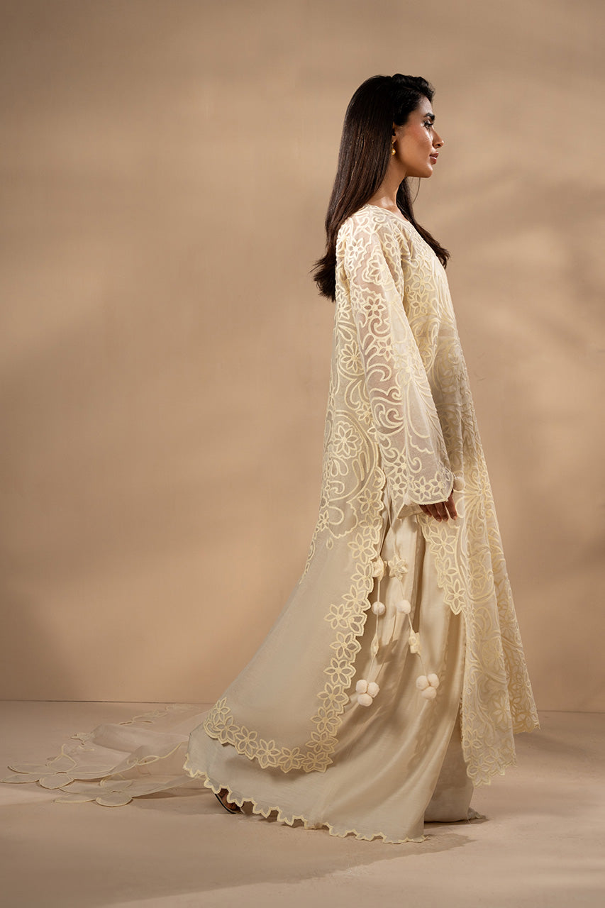 Sania Maskatiya | Mirra Luxury Pret 25 | Mirele