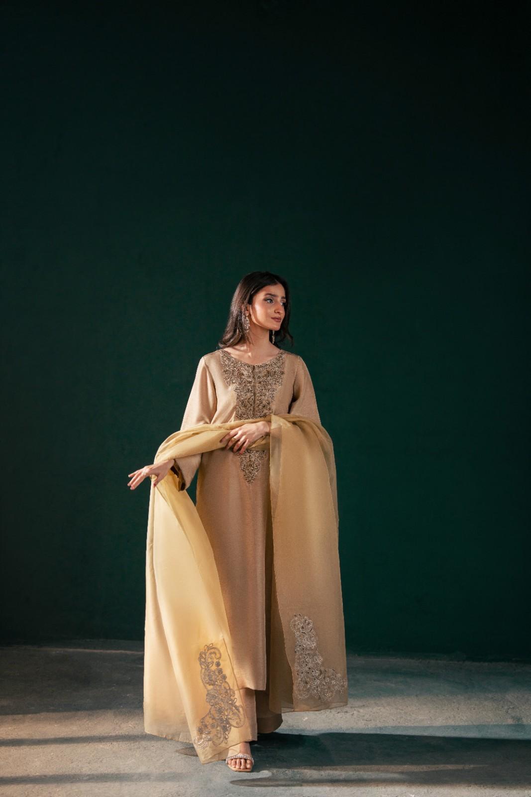 Malook | Dhanak Formals | Alaya