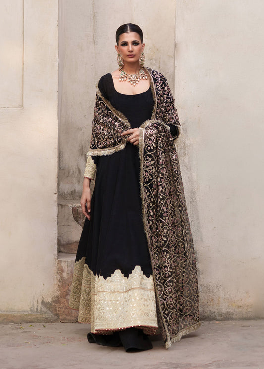 Sadaf Fawad Khan | Zeenat Formals 26 | Rehmat - Formal Dress - available at Maria Faisal in UK and USA.