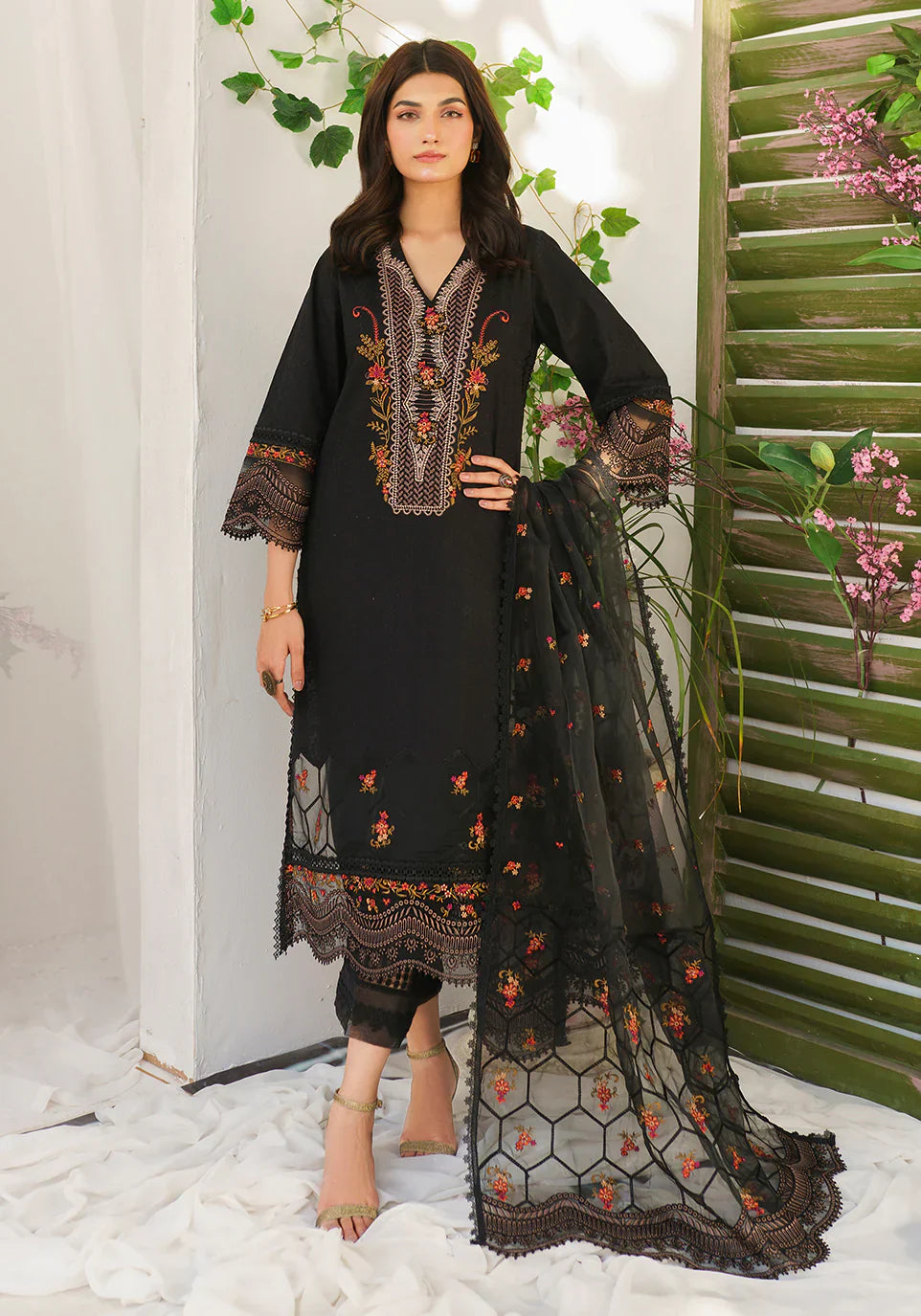Zarqash | Belle Ame 24 | BL 007 Jardin Noir - Ladies Clothes - Maria Faisal