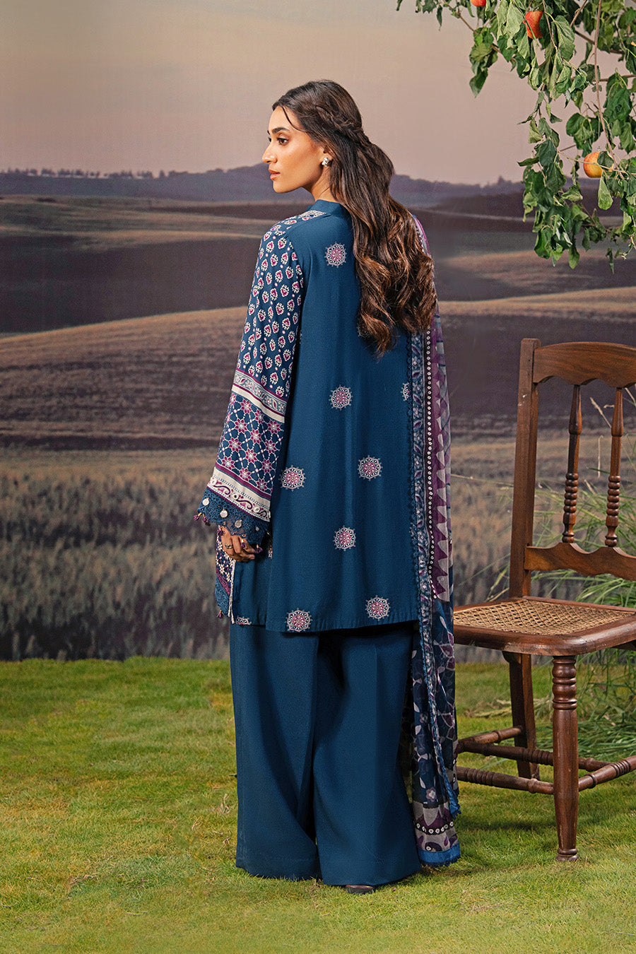 Maria B | Basics Winter 25 | MB-PFUS25-09B - Ladies Clothes - Maria Faisal