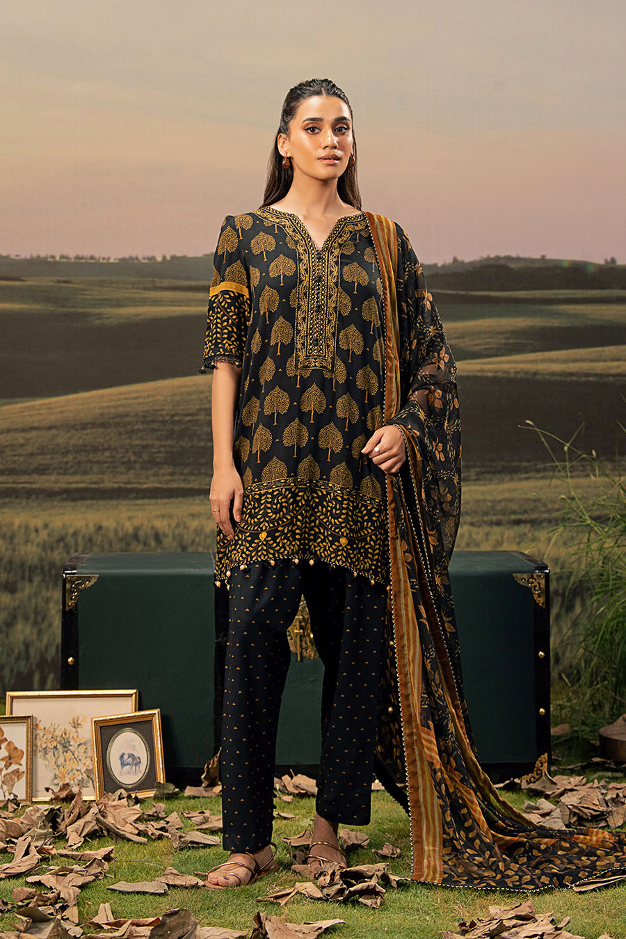 Maria B | Basics Winter 25 | MB-PFUS25-03B - Ladies Clothes - Maria Faisal