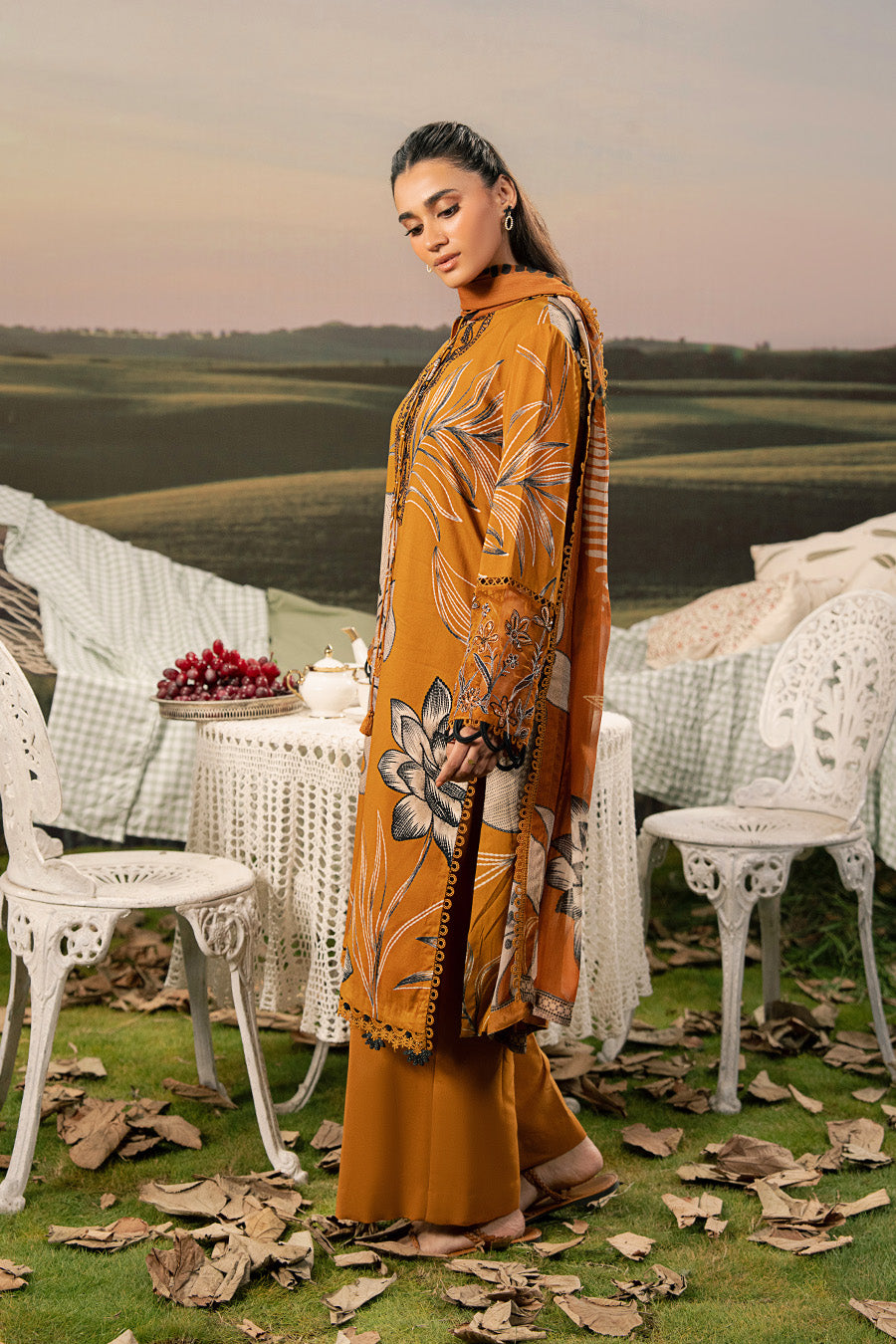 Maria B | Basics Winter 25 | MB-PFUS25-08A - Ladies Clothes - Maria Faisal