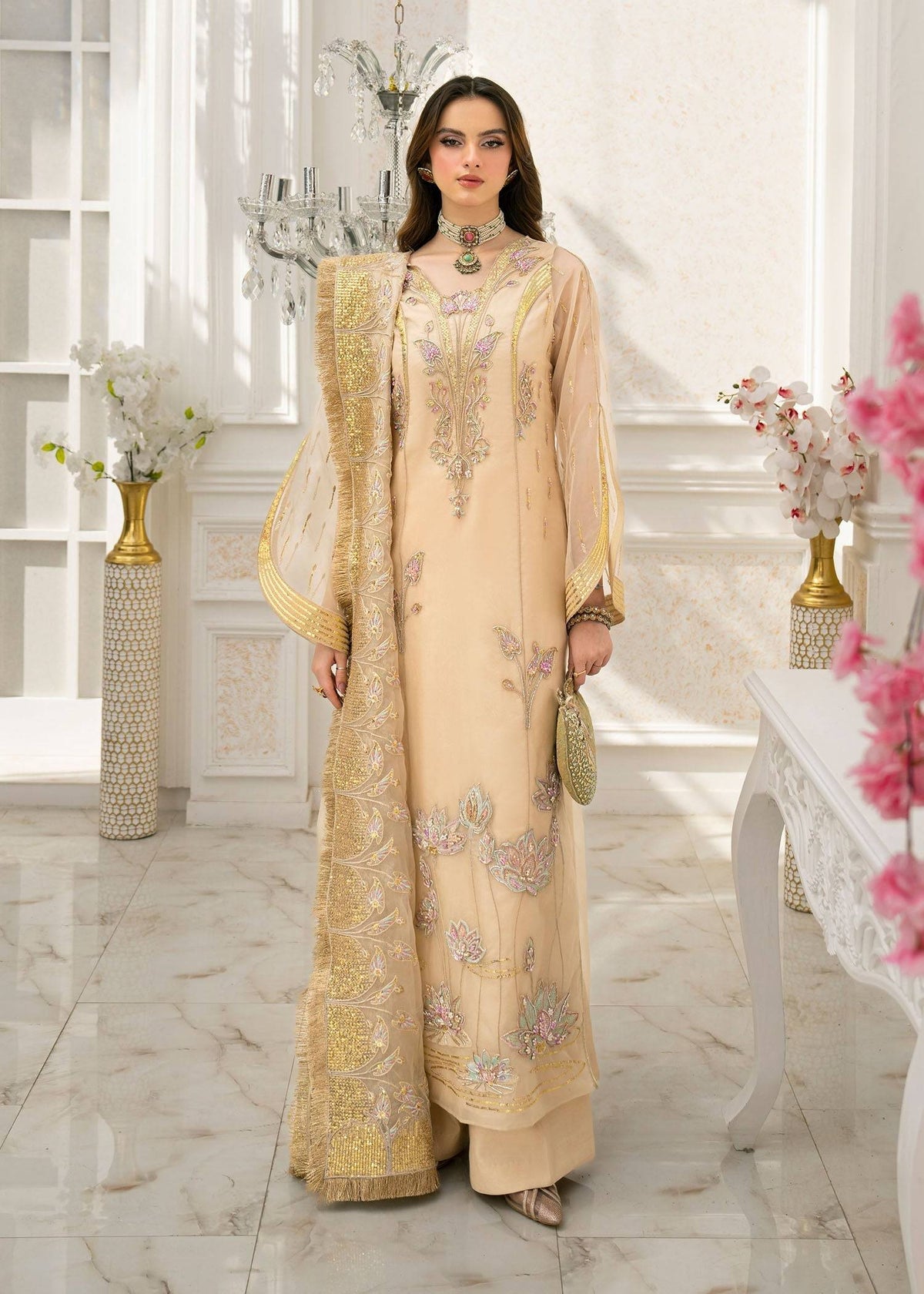 Jamnii | The Aura | Viana by Maria Faisal - Registered Vendor of : Jamnii - type : Ladies Clothes - 100% original wedding dresses