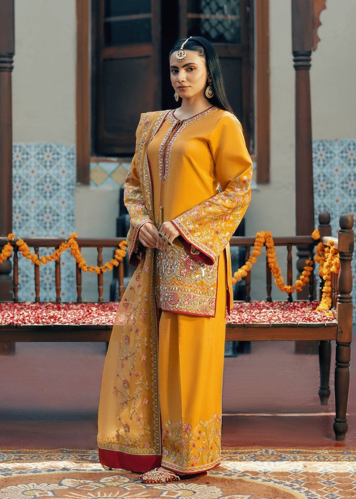 Jamnii | Noor e Nazakat | Rang-e-Mehfil by Maria Faisal - Registered Vendor of : Jamnii - type : Ladies Clothes - 100% original wedding dresses