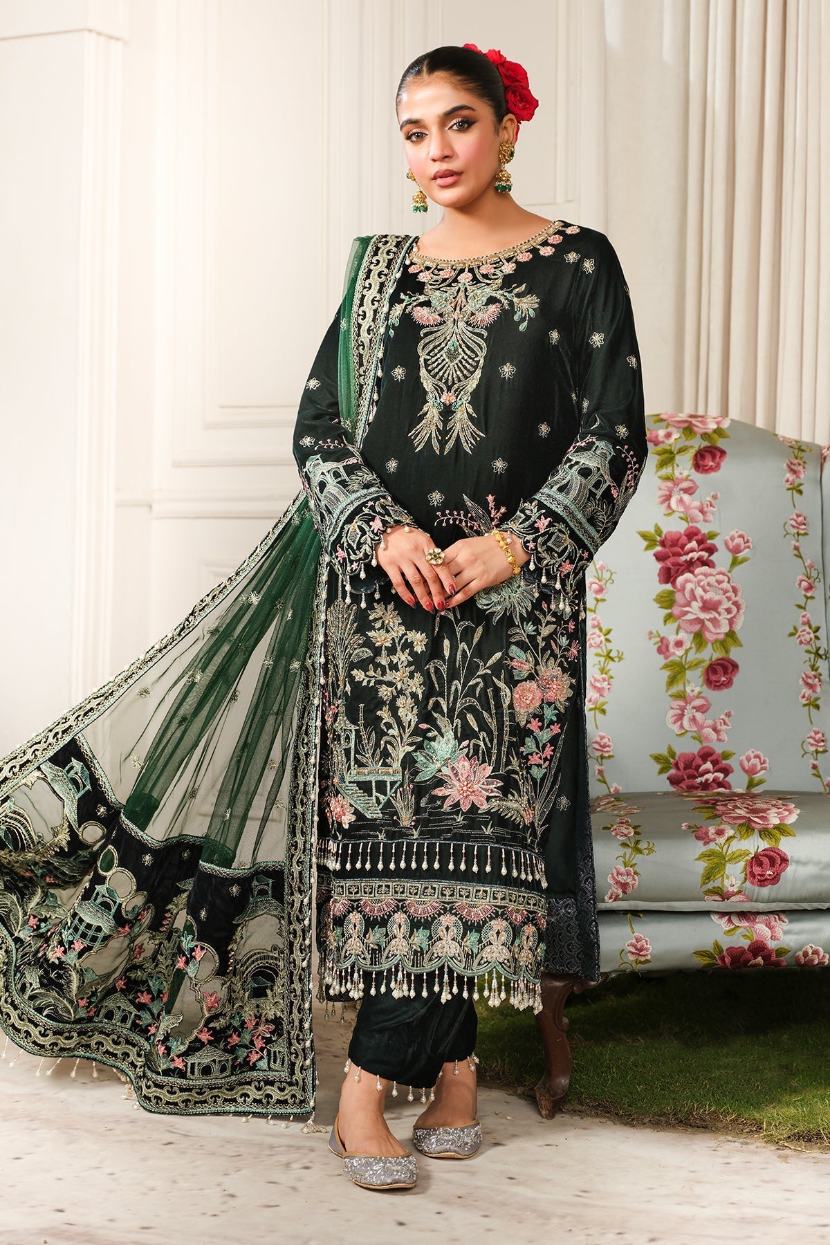 Raeesa Premium | Sheen Luxury Velvet | Talia - Ladies Clothes - Maria Faisal