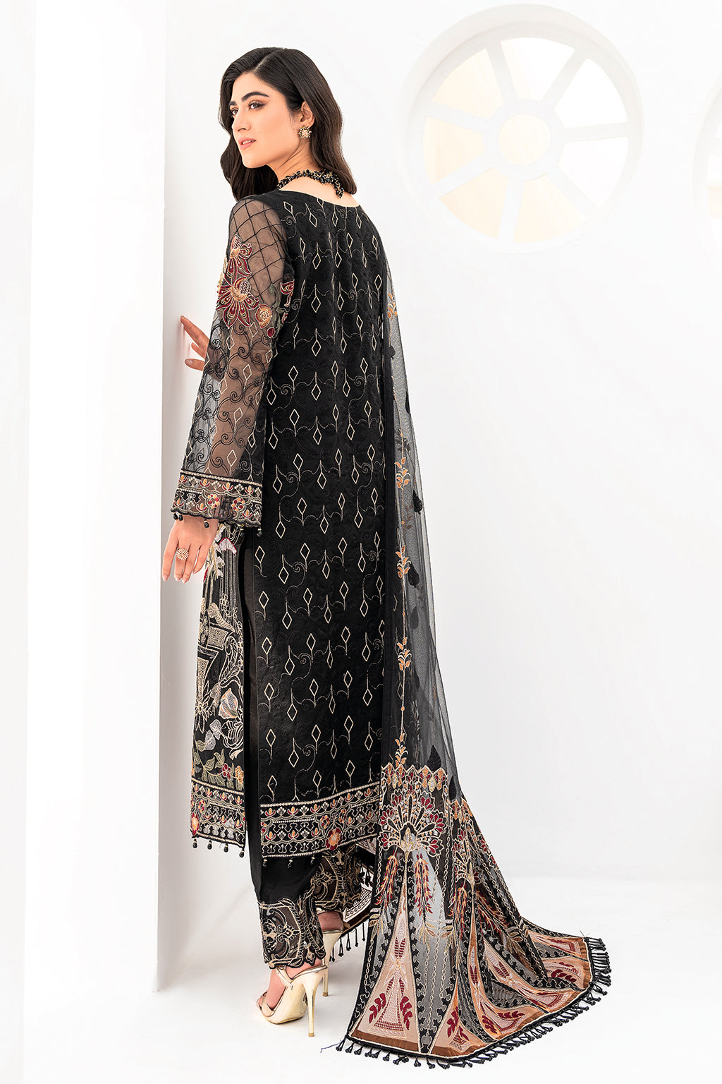 Ramsha | Minhal Organza Collection | M-803 - Waniyas