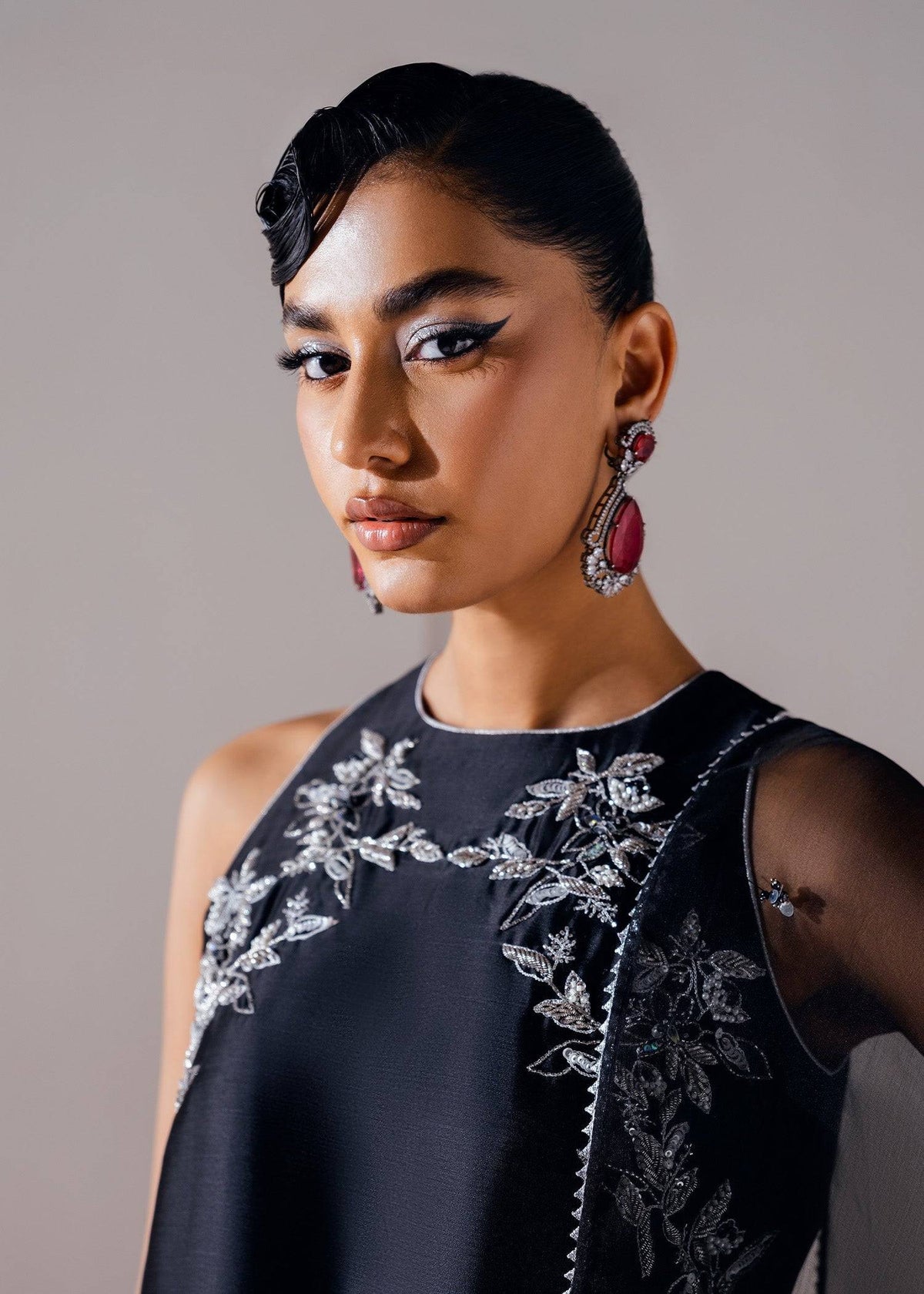 Mahum Asad | The Remix Edit | Rock by Maria Faisal - Registered Vendor of : Mahum Asad - type : Ladies Clothes - 100% original wedding dresses