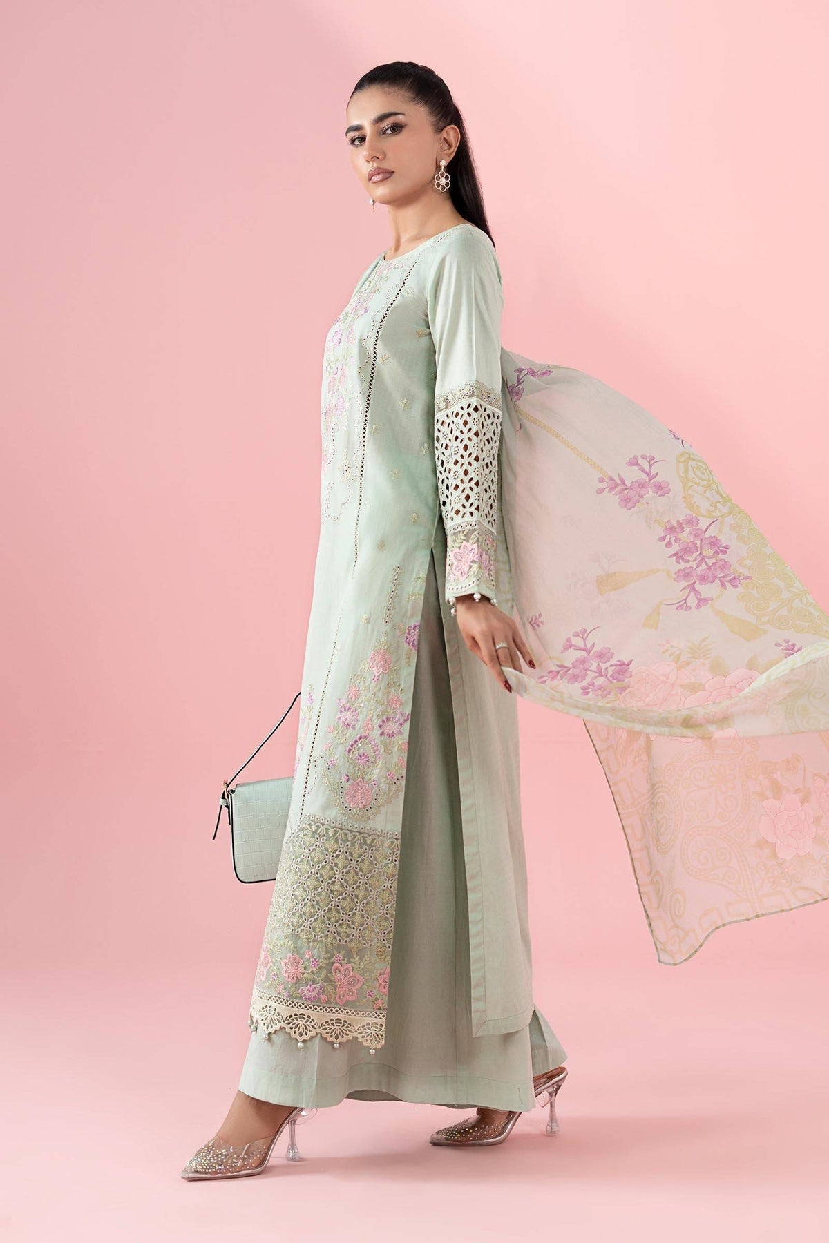 Maria B | Luxury Pret 25 | DW-EA25-05 by Maria Faisal - Registered Vendor of : Maria B - type : Ladies Clothes - 100% original wedding dresses