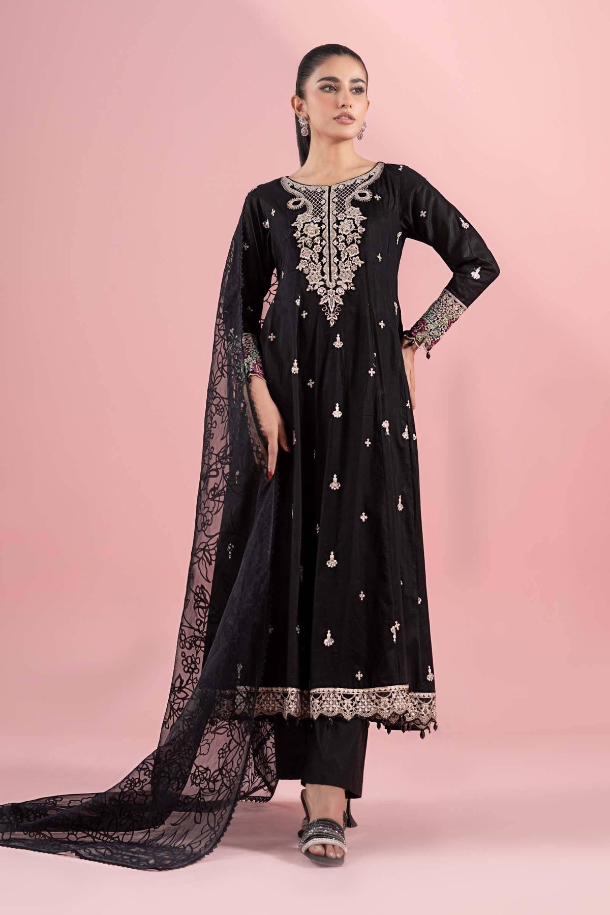 Maria B | Luxury Pret 25 | DW-EA25-08 by Maria Faisal - Registered Vendor of : Maria B - type : Ladies Clothes - 100% original wedding dresses