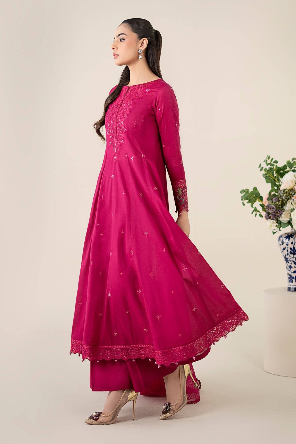 Maria B | Luxury Pret 25 | DW-EA25-08 by Maria Faisal - Registered Vendor of : Maria B - type : Ladies Clothes - 100% original wedding dresses