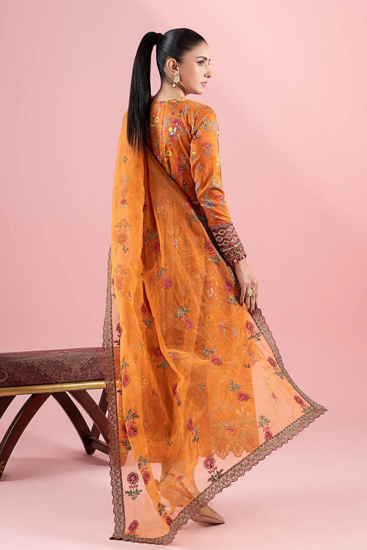Maria B | Luxury Pret 25 | DW-EA25-17 by Maria Faisal - Registered Vendor of : Maria B - type : Ladies Clothes - 100% original wedding dresses